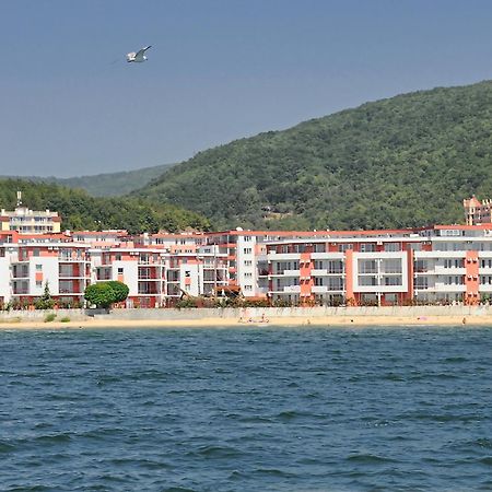 Privilege Beach Apartments سفيتي فلاس المظهر الخارجي الصورة