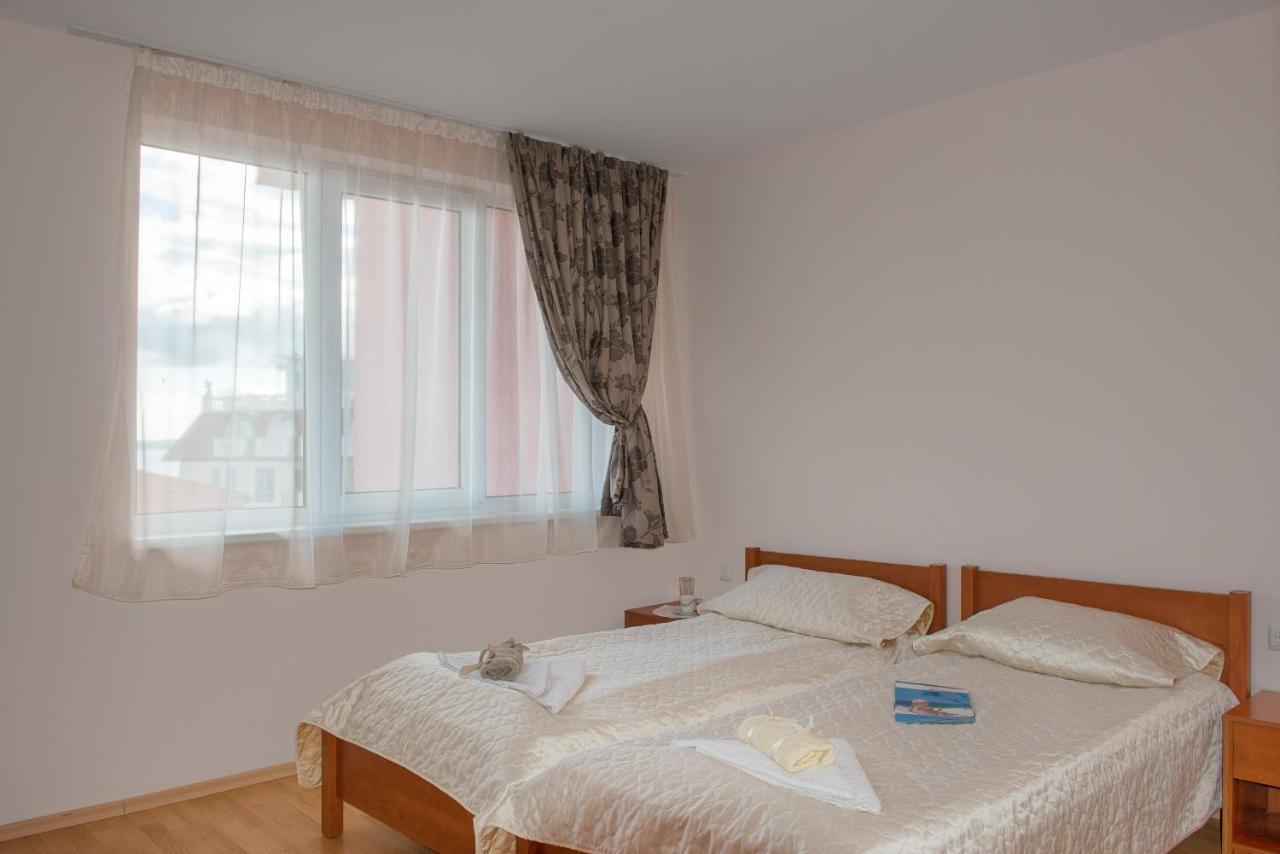 Privilege Beach Apartments سفيتي فلاس المظهر الخارجي الصورة
