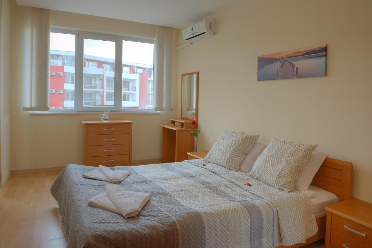 Privilege Beach Apartments سفيتي فلاس المظهر الخارجي الصورة