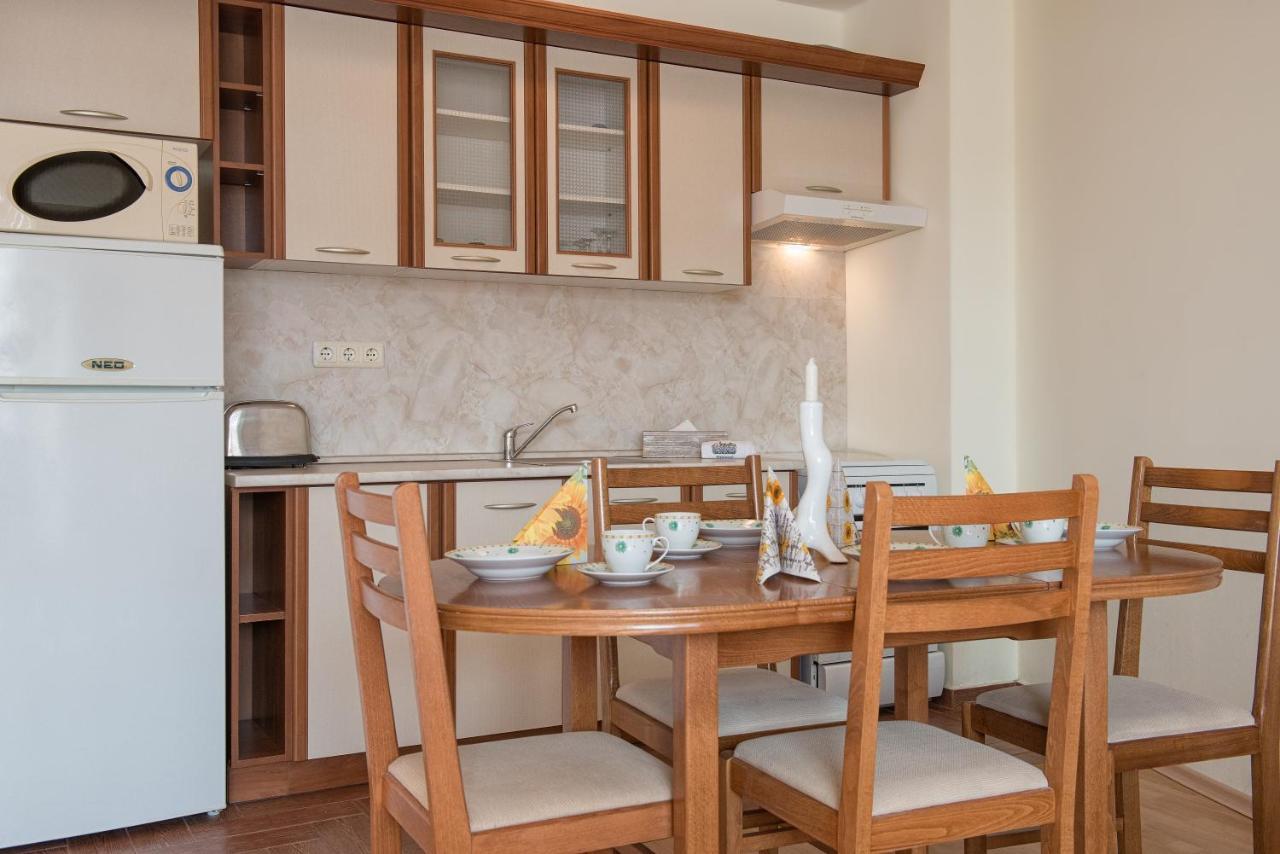 Privilege Beach Apartments سفيتي فلاس المظهر الخارجي الصورة