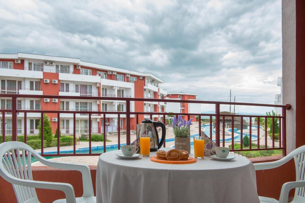 Privilege Beach Apartments سفيتي فلاس المظهر الخارجي الصورة