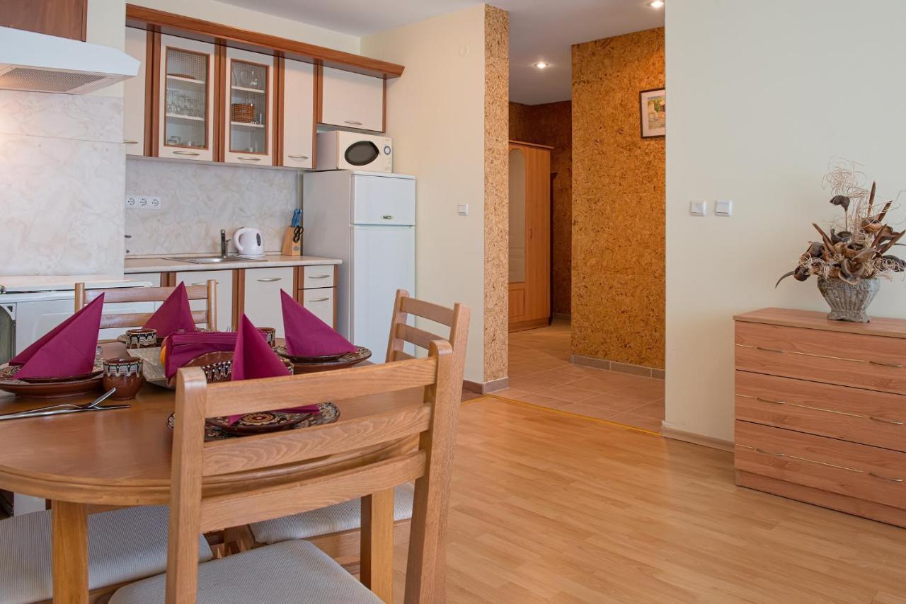 Privilege Beach Apartments سفيتي فلاس المظهر الخارجي الصورة