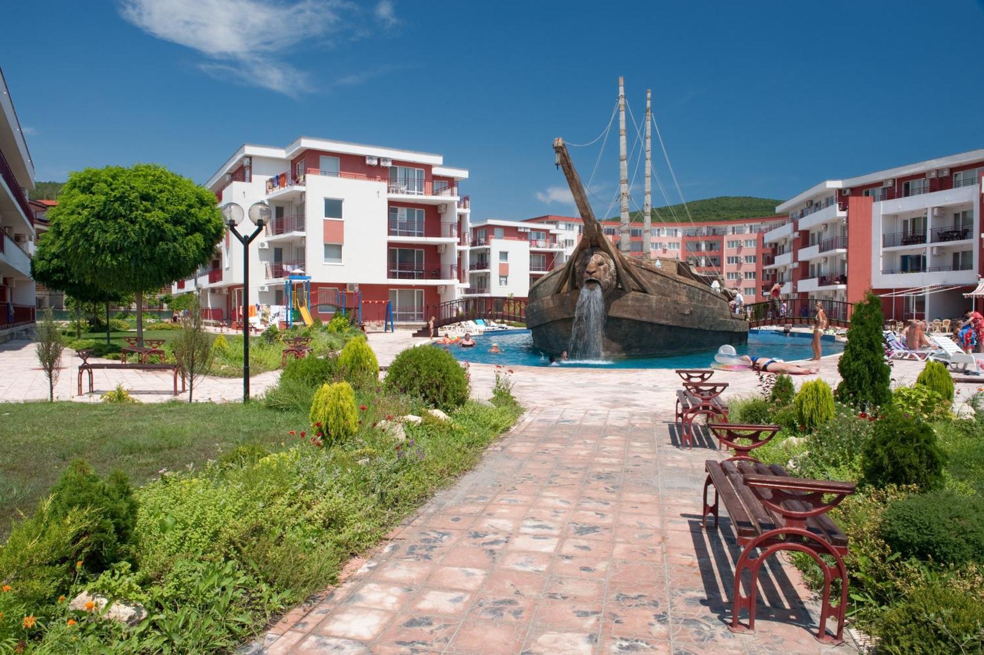 Privilege Beach Apartments سفيتي فلاس المظهر الخارجي الصورة