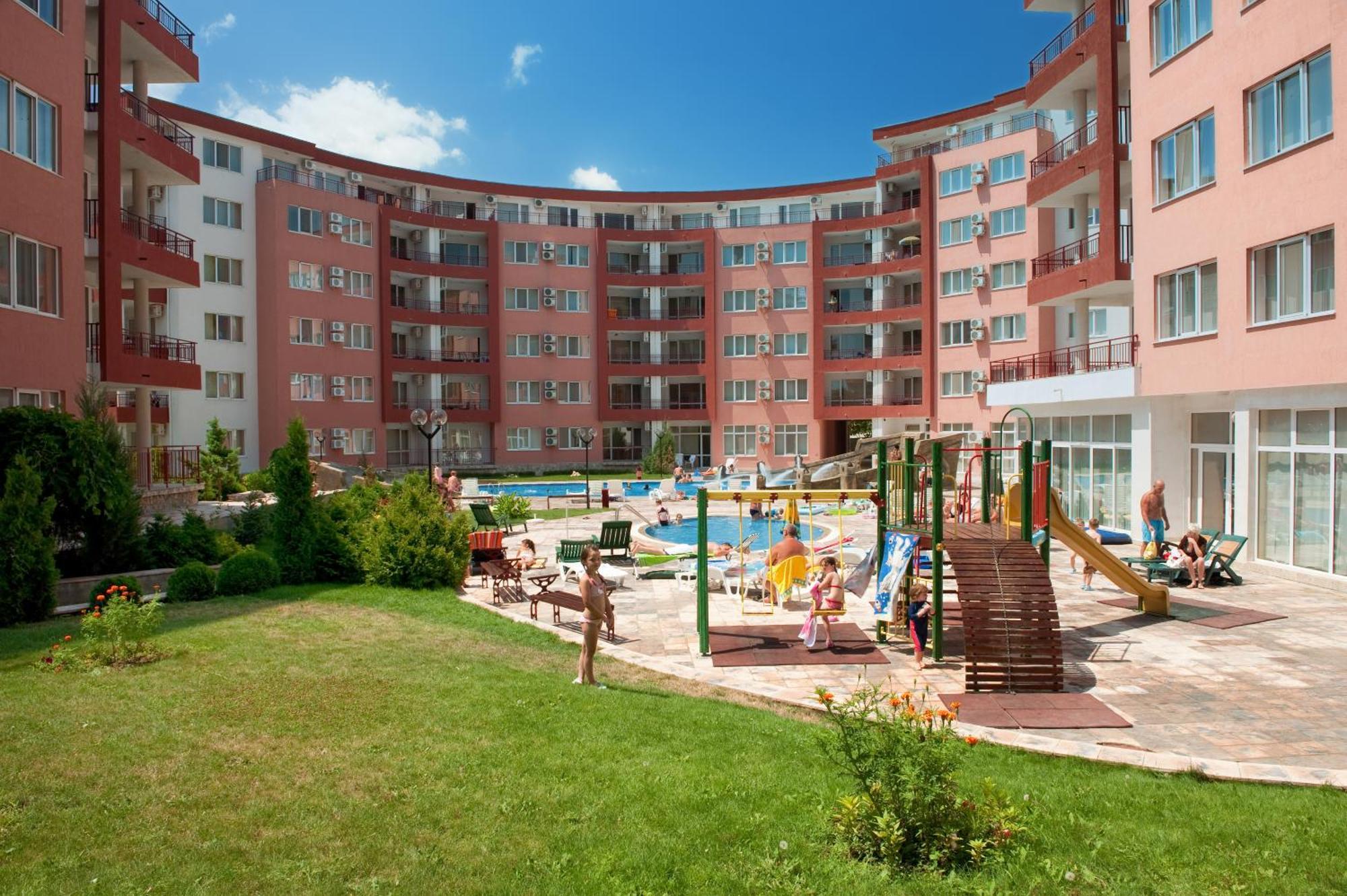 Privilege Beach Apartments سفيتي فلاس المظهر الخارجي الصورة