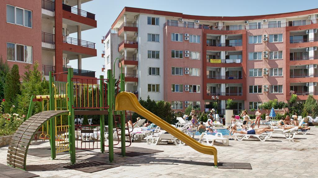 Privilege Beach Apartments سفيتي فلاس المظهر الخارجي الصورة